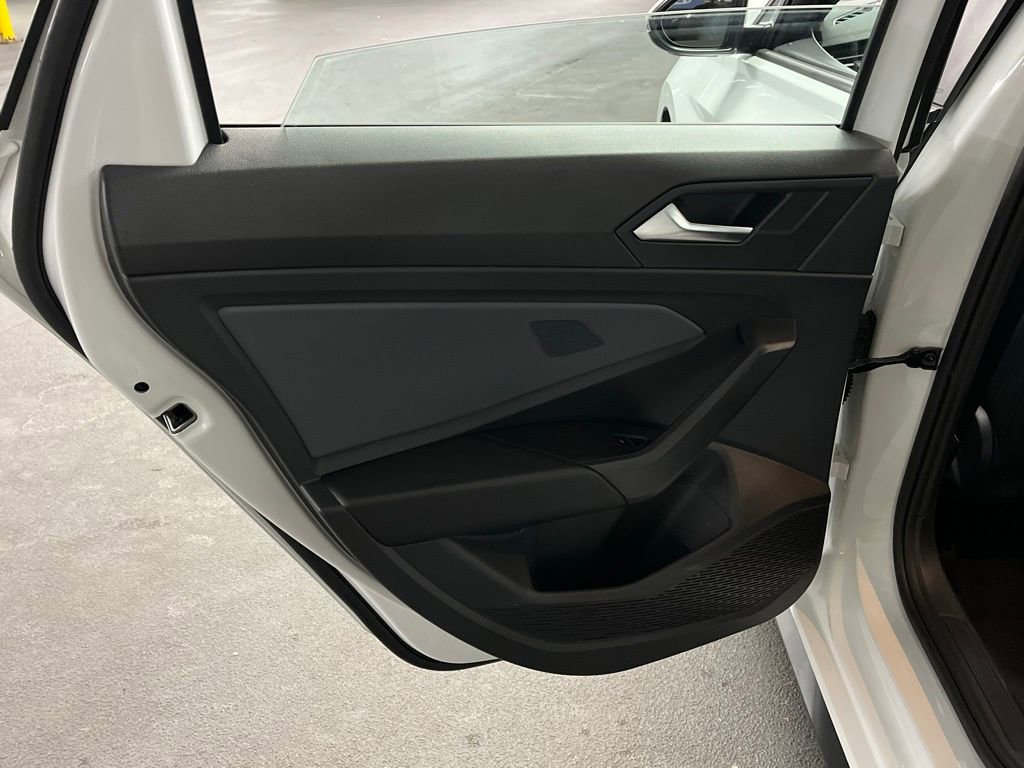 Used 2025 Volkswagen Jetta GLI Autobahn image 20