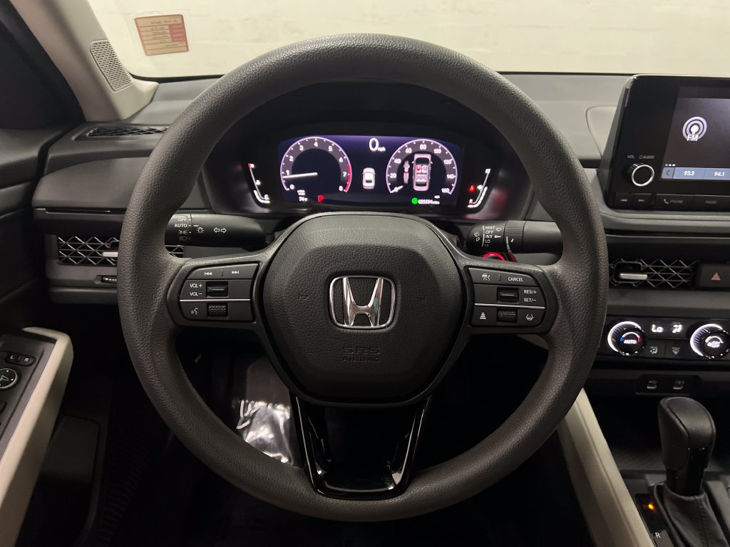 Used 2023 Honda Accord EX image 15