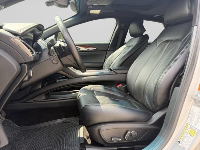 Used 2017 Lincoln MKZ Reserve w/ Climate Package AWD/4WD image 10