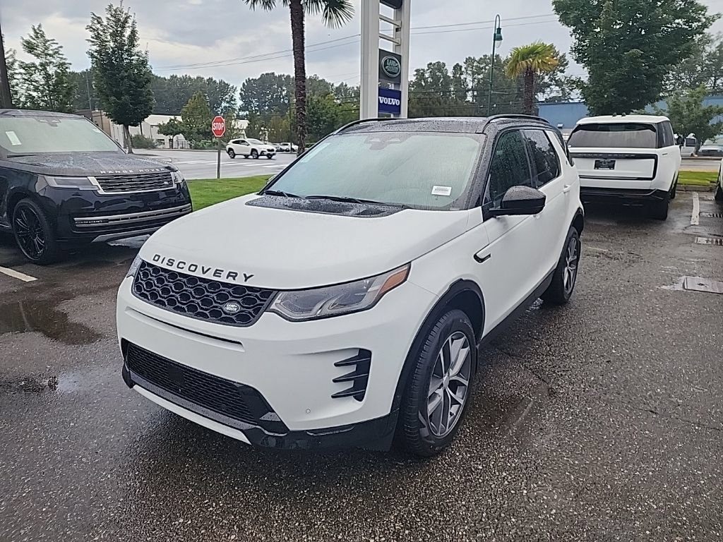 New 2026 Land Rover Discovery Sport Landmark