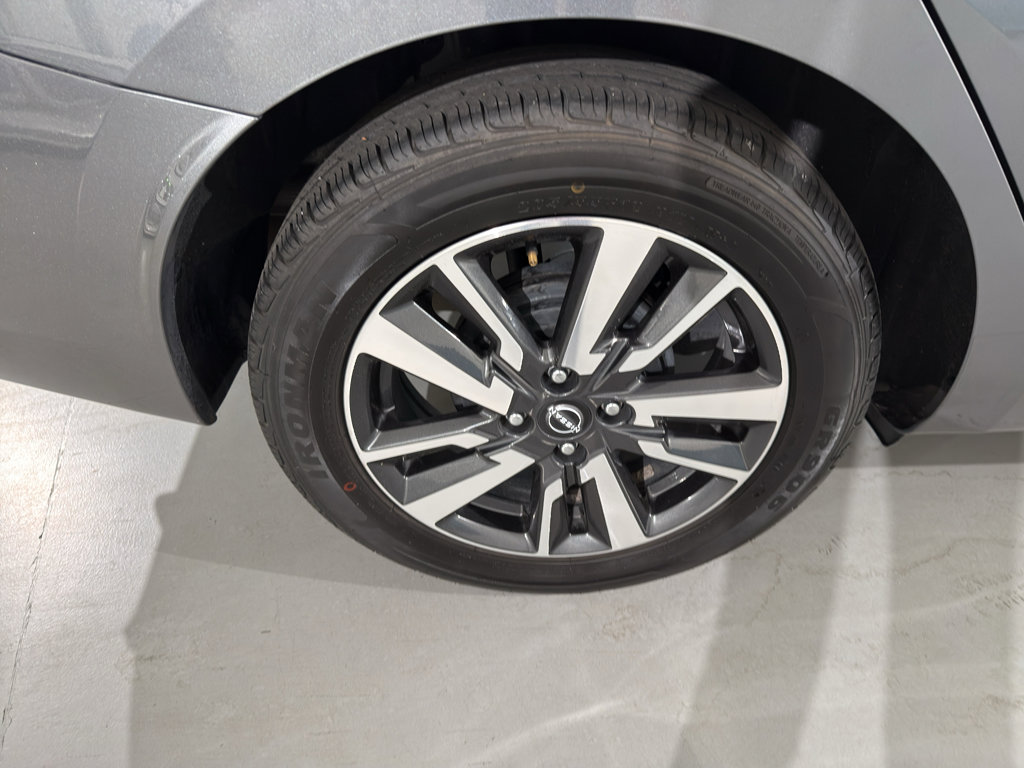 Used 2024 Nissan Versa SV image 12