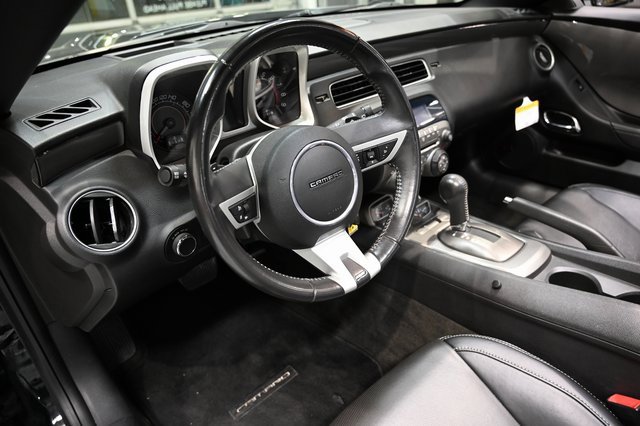 Used 2011 Chevrolet Camaro SS image 21