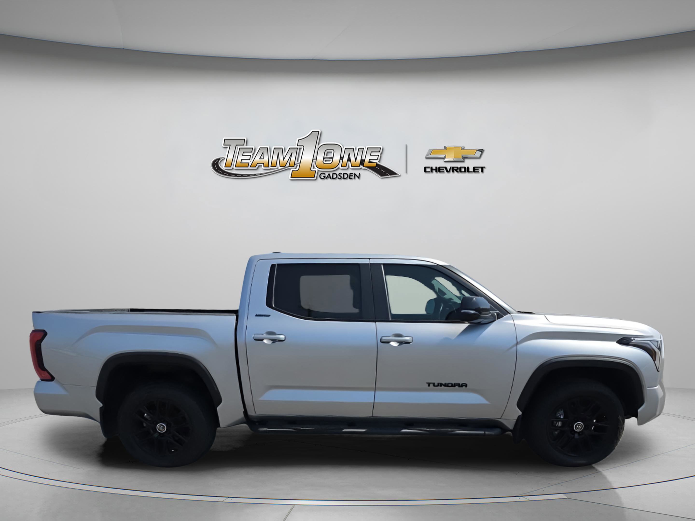 Used 2024 Toyota Tundra Limited image 9