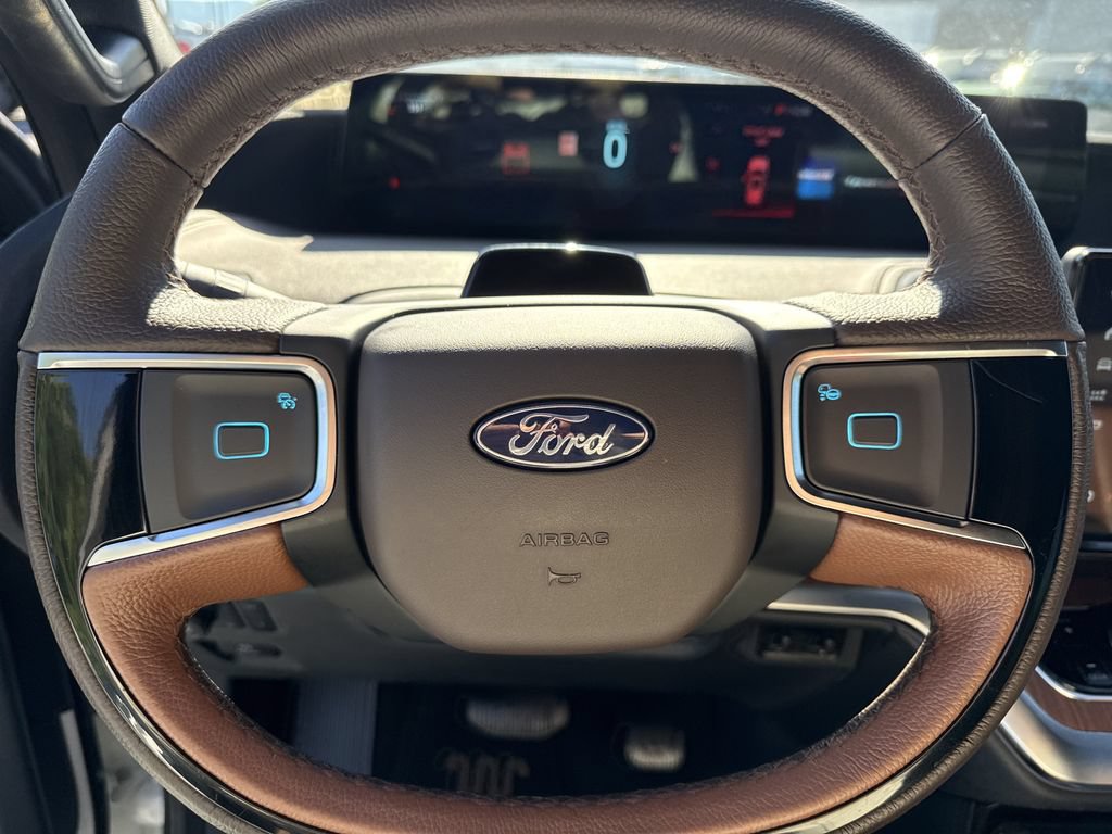 Used 2025 Ford Expedition King Ranch AWD/4WD image 26
