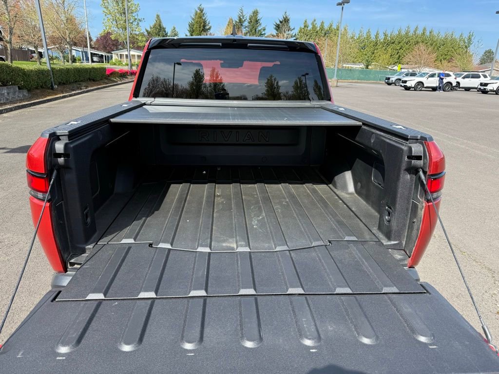 Used 2025 Rivian R1T Adventure image 19