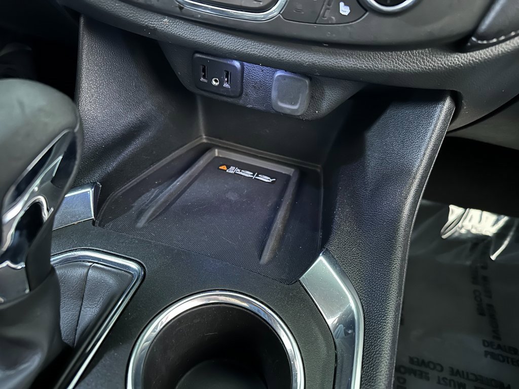 Used 2023 Chevrolet Traverse LT image 27