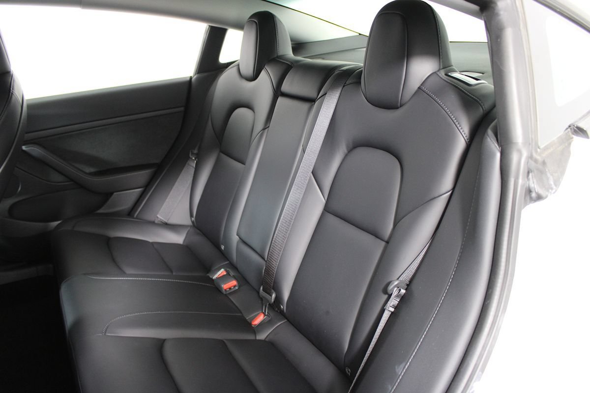Used 2021 Tesla Model 3 Standard Range Plus RWD image 16