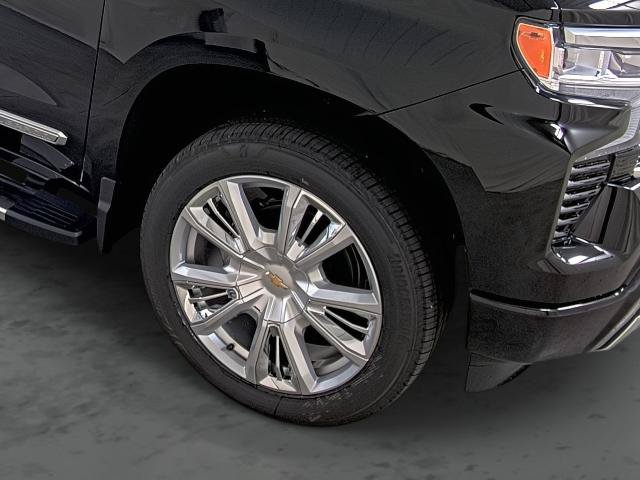 New 2026 Chevrolet Silverado 1500 High Country w/ High Country Premium Package AWD/4WD image 14