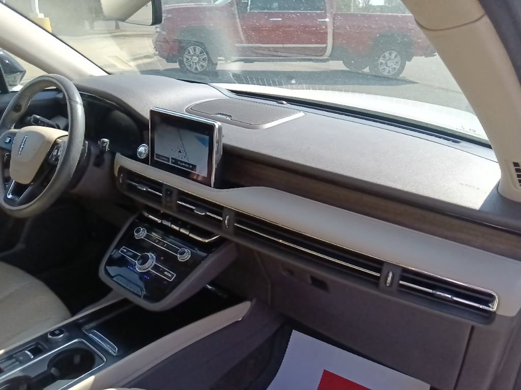 Used 2021 Lincoln Corsair Reserve w/ Equipment Group 201A image 33