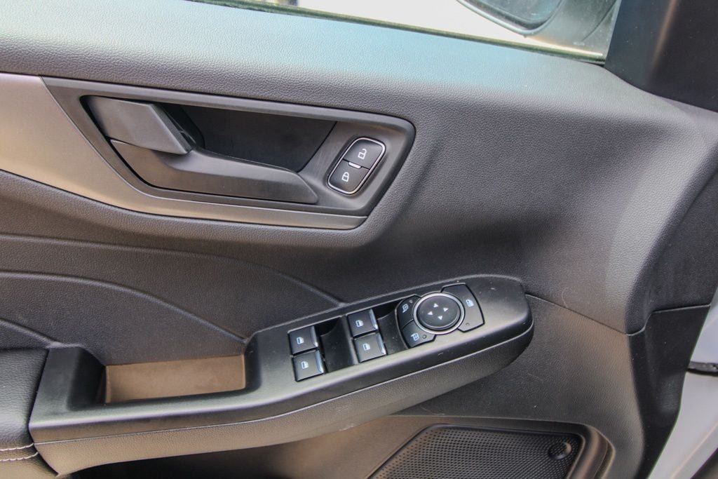 Used 2025 Ford Escape Active FWD image 12