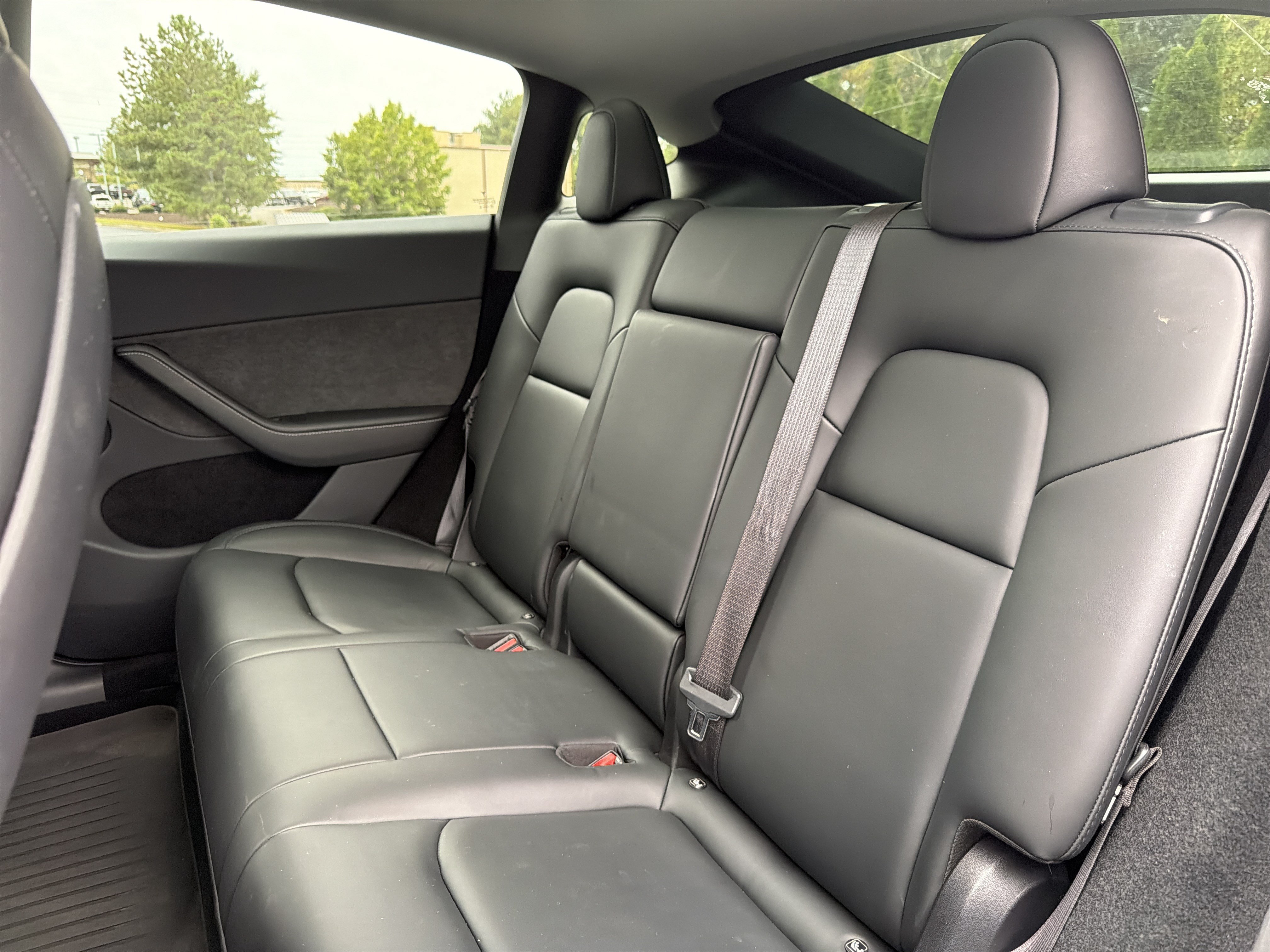 Used 2023 Tesla Model Y Long Range AWD/4WD image 9