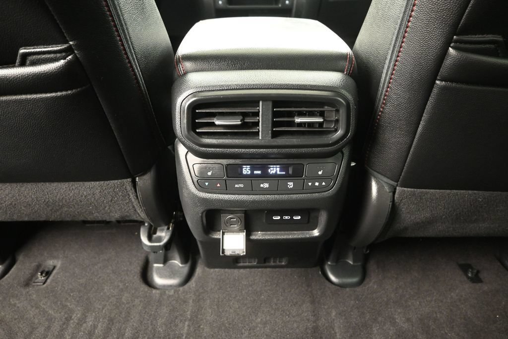 Certified 2024 Honda Passport Black Edition image 23