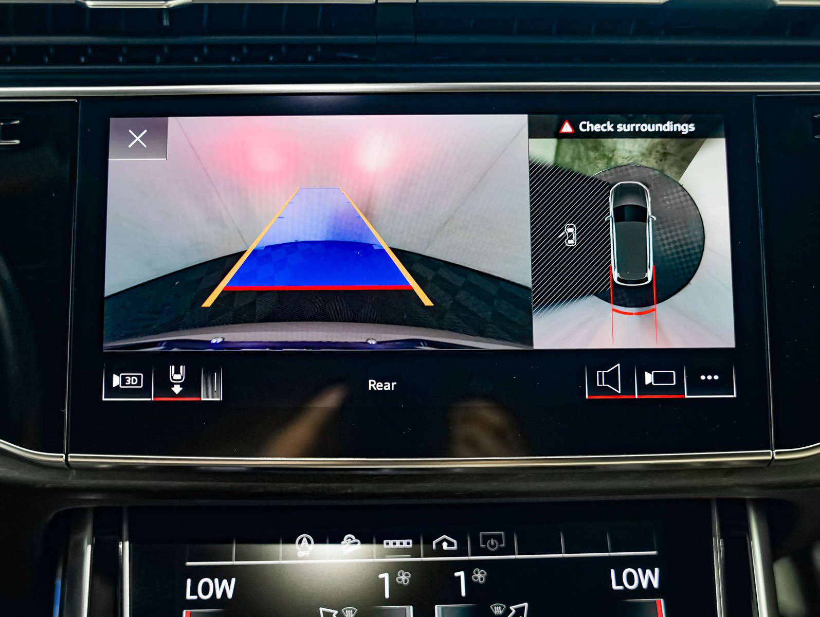 Used 2022 Audi Q7 Premium Plus w/ Premium Plus Package image 17