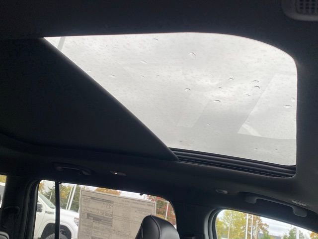 New 2025 Jeep Grand Cherokee L Limited w/ Luxury Tech Group II image 32