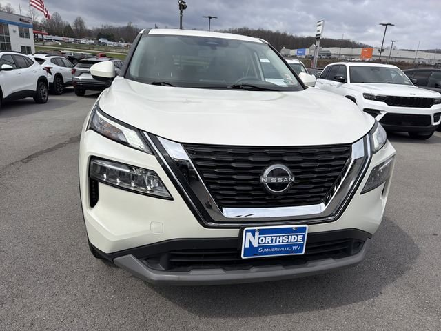 Used 2023 Nissan Rogue SV AWD/4WD image 2