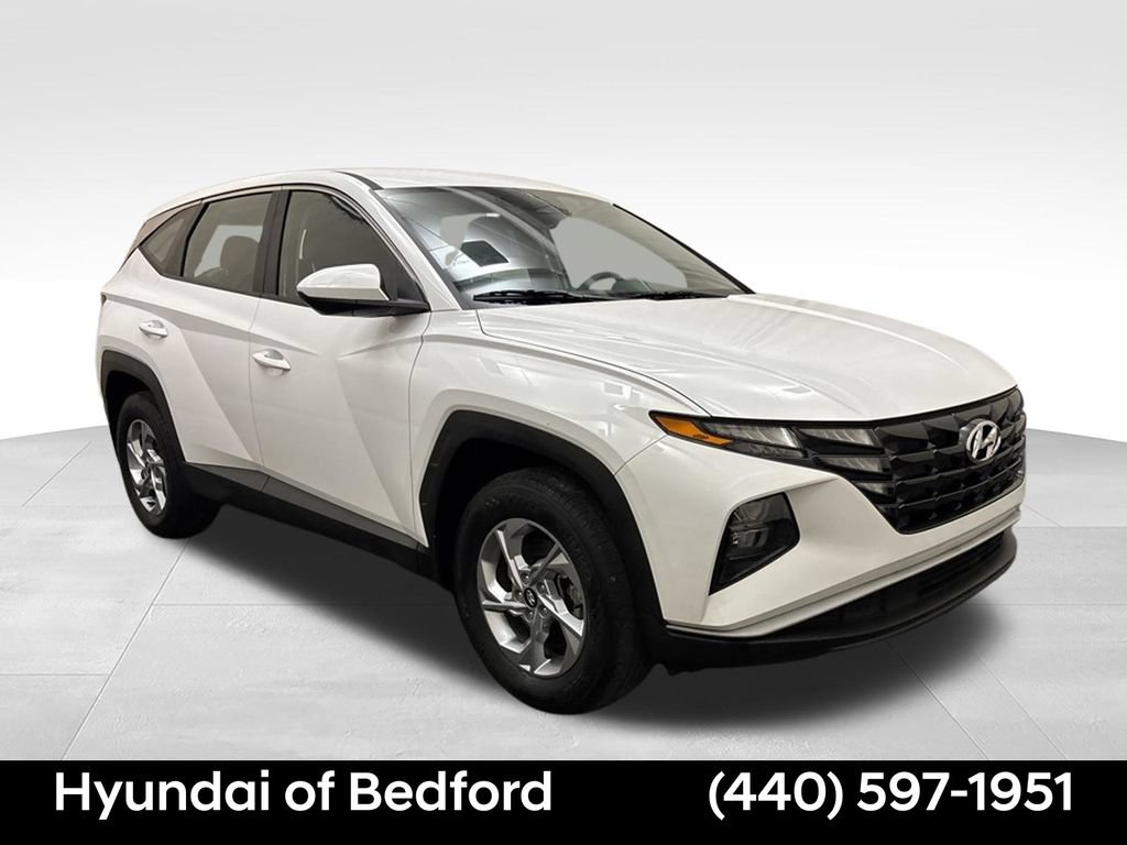 Used 2023 Hyundai Tucson SE AWD/4WD image 3