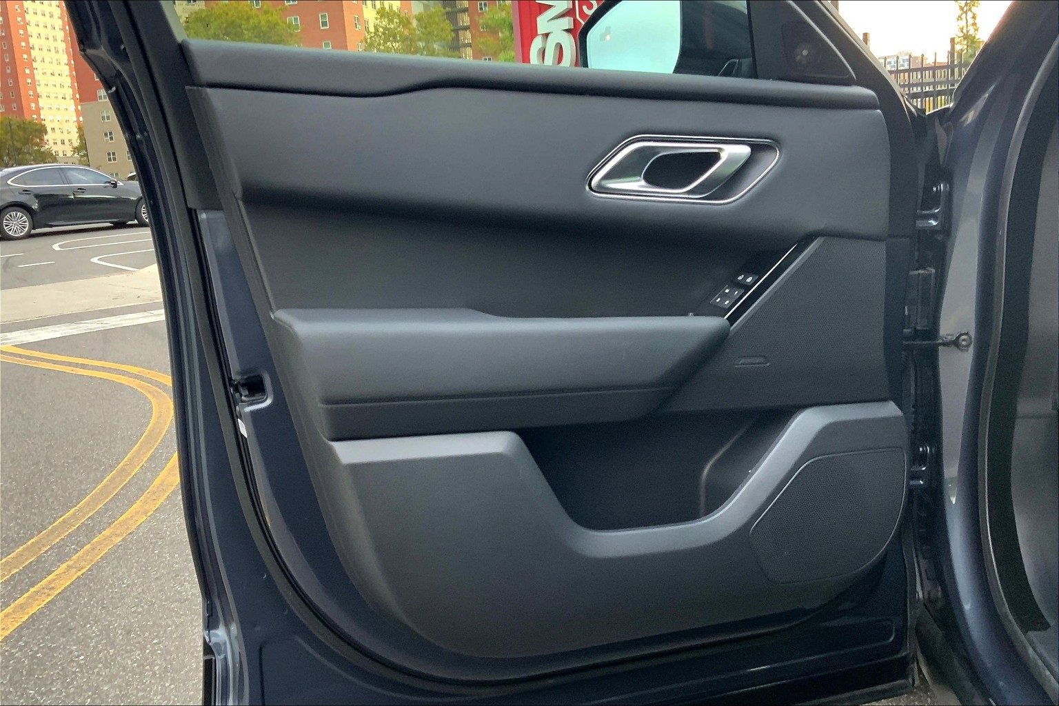 Used 2026 Land Rover Range Rover Velar S image 21