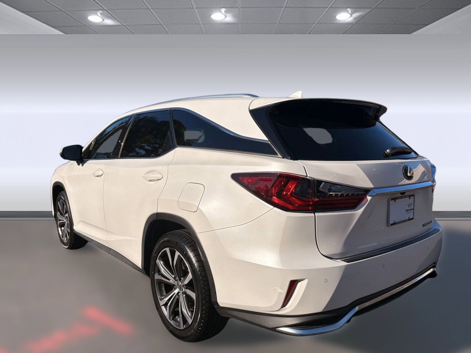 Used 2021 Lexus RX 350L Premium image 3