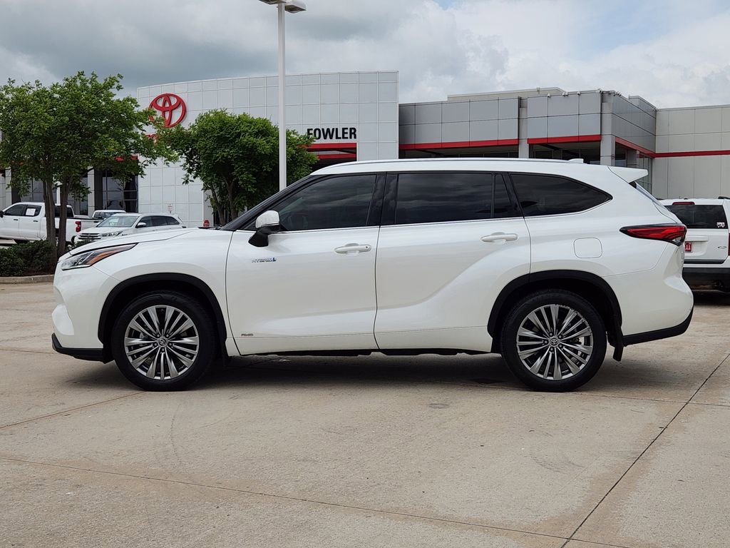 Used 2020 Toyota Highlander Platinum AWD/4WD image 4