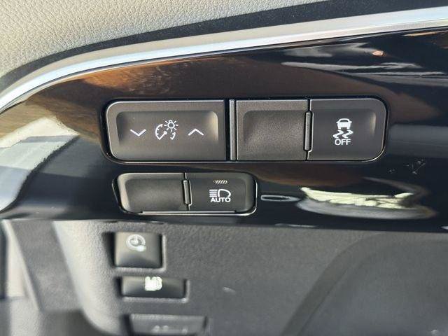 Certified 2022 Toyota Prius Prime XLE FWD image 20