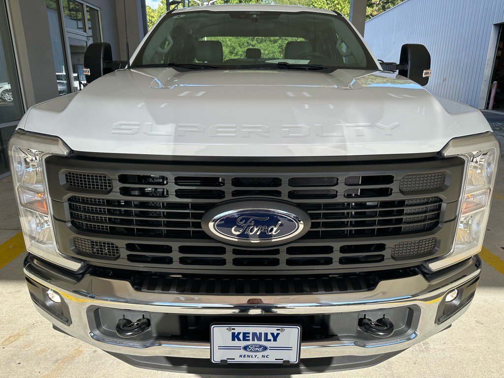 New 2026 Ford F250 XL image 8