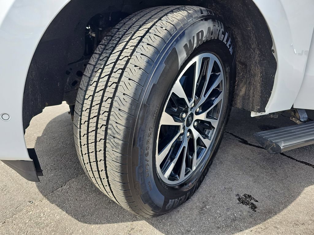 Used 2025 Ford Expedition Max Platinum image 37