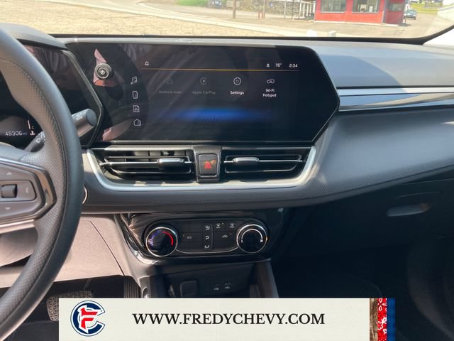 Used 2025 Chevrolet TrailBlazer LT AWD/4WD image 19