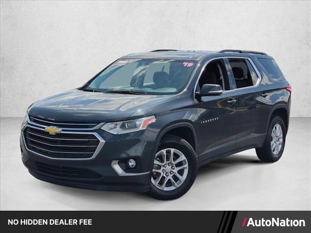 Used 2019 Chevrolet Traverse LT FWD image 1