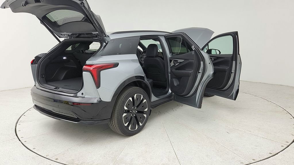New 2025 Chevrolet Blazer EV RS AWD/4WD image 11