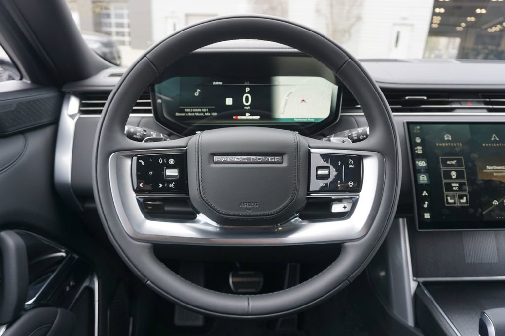 New 2025 Land Rover Range Rover Autobiography image 9