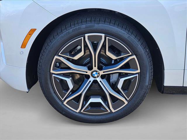 Used 2026 BMW iX xDrive45 image 17