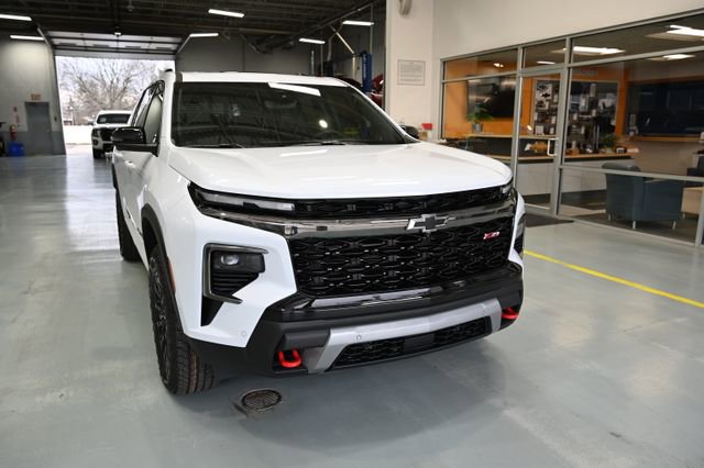 New 2026 Chevrolet Traverse Z71 image 3