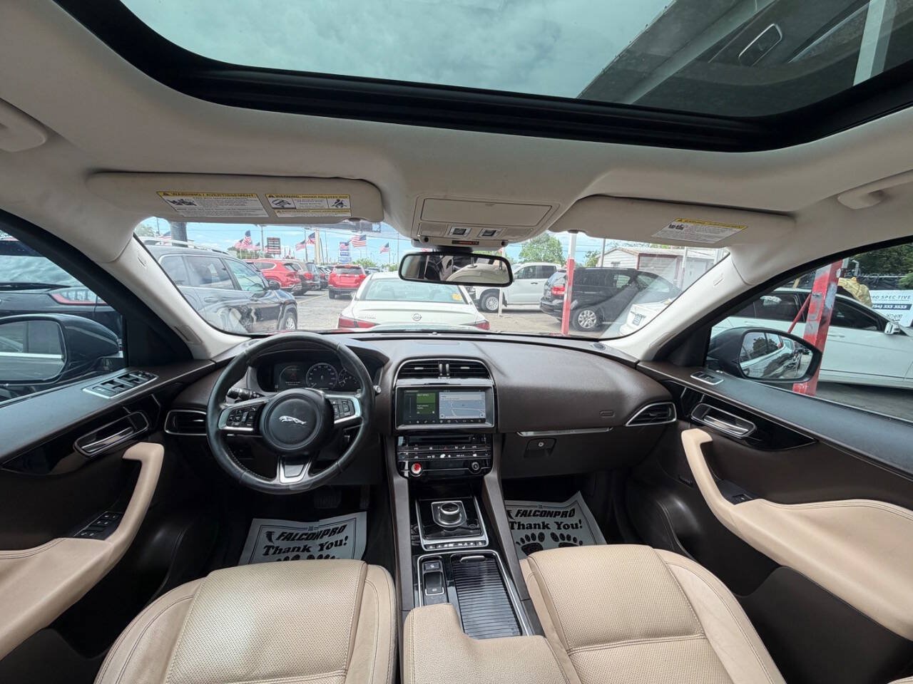Used 2018 Jaguar F-PACE Prestige AWD/4WD image 17