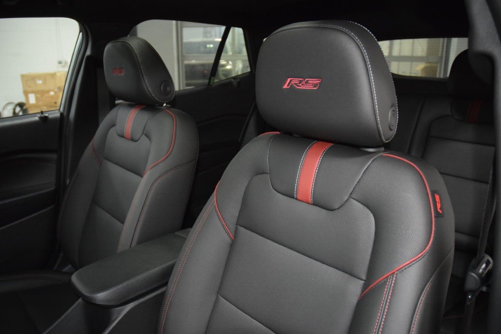 New 2026 Chevrolet Trax RS w/ Sunroof Package FWD image 40