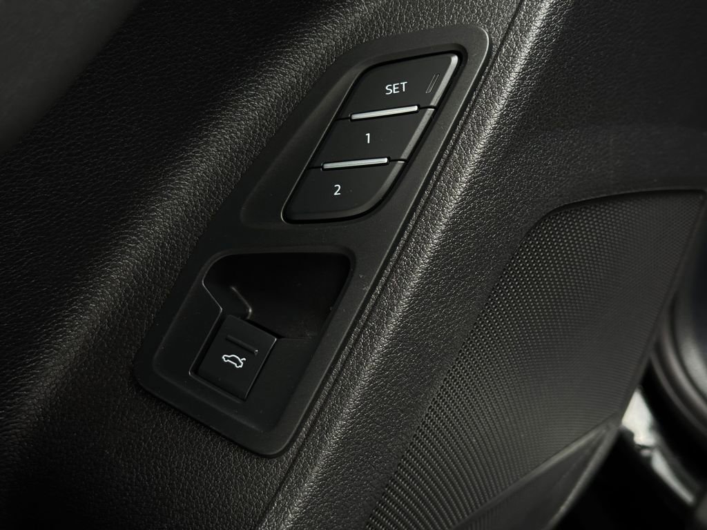 Used 2022 Audi Q3 2.0T Premium w/ Convenience Package image 30