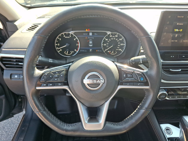Used 2023 Nissan Altima 2.5 SL FWD image 21