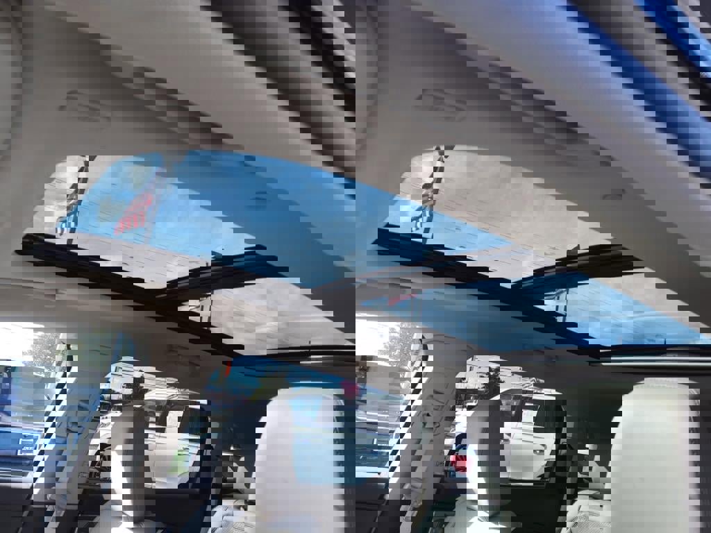 New 2023 Lincoln Nautilus Reserve w/ Equipment Group 202A image 33