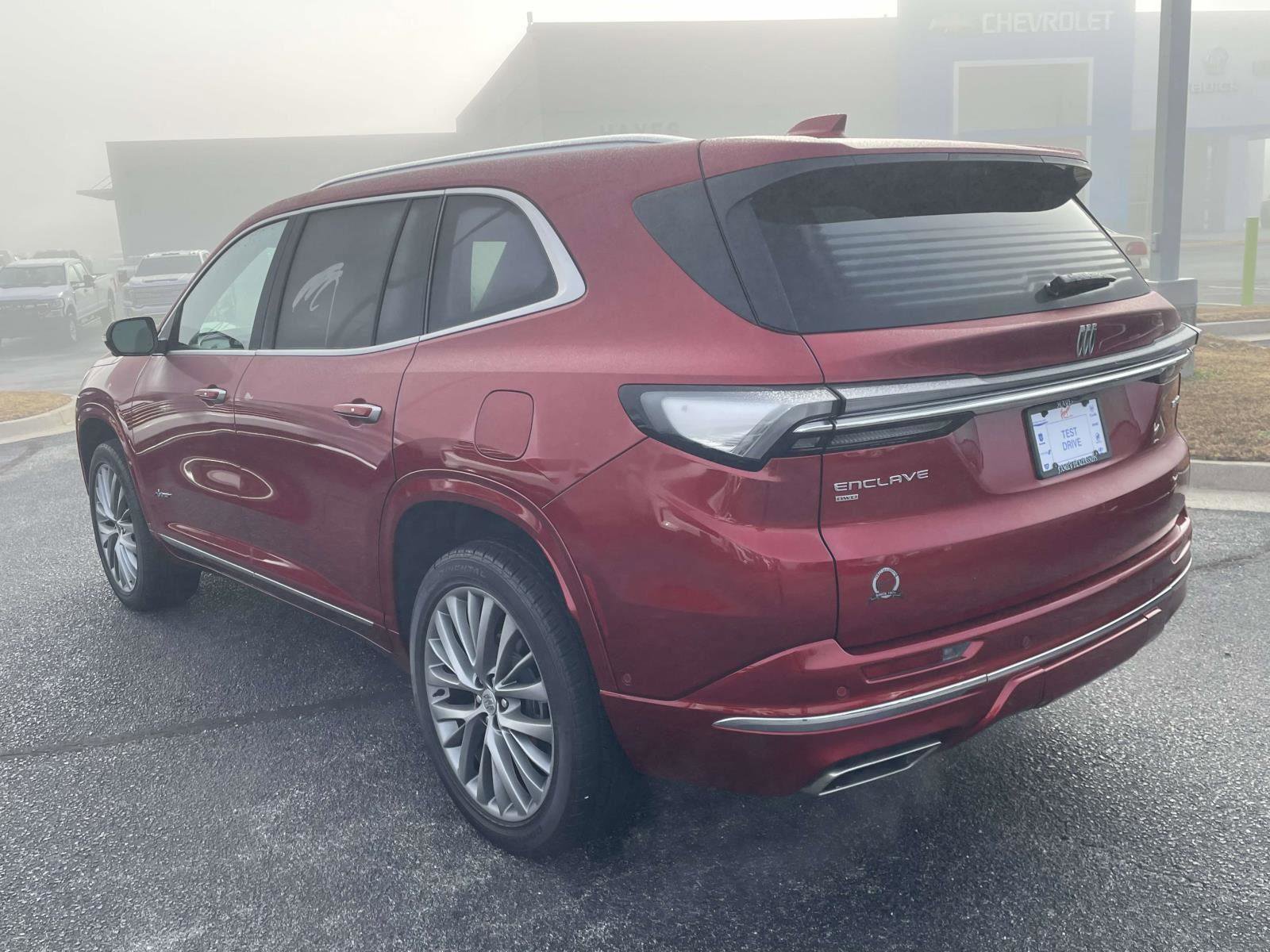 Used 2025 Buick Enclave Avenir w/ Super Cruise Package image 14