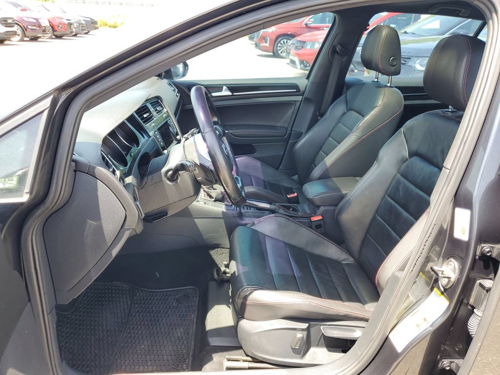 Used 2015 Volkswagen GTI SE FWD image 8