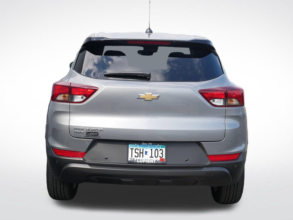 New 2026 Chevrolet TrailBlazer LS w/ LS Convenience Package AWD/4WD image 4