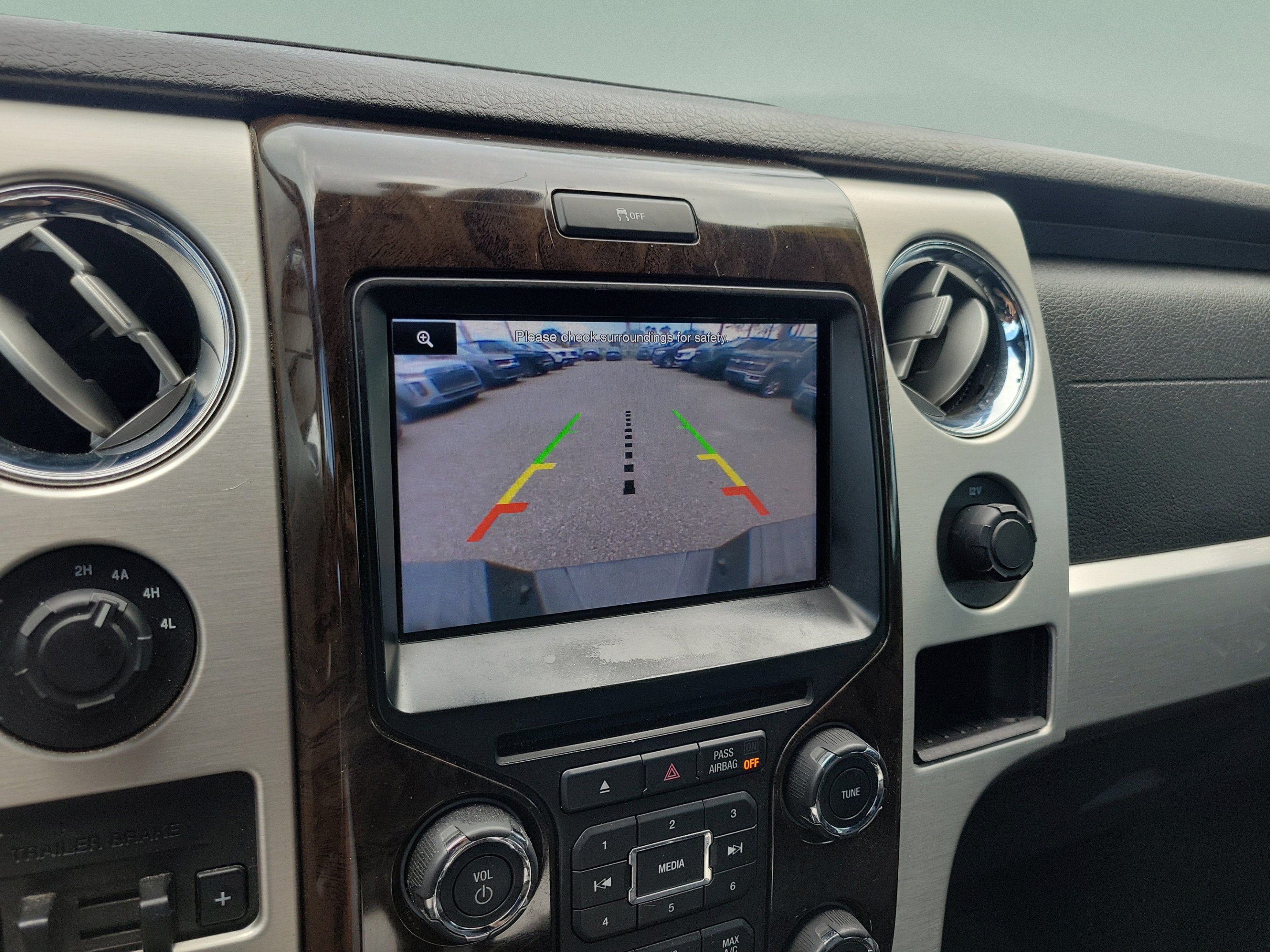 Used 2013 Ford F150 Platinum AWD/4WD image 28