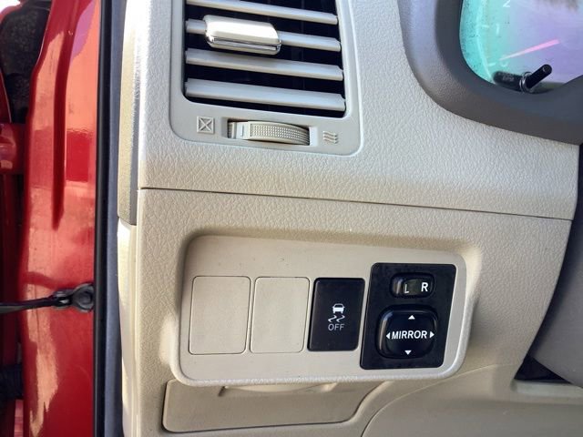 Used 2010 Toyota Corolla LE image 25
