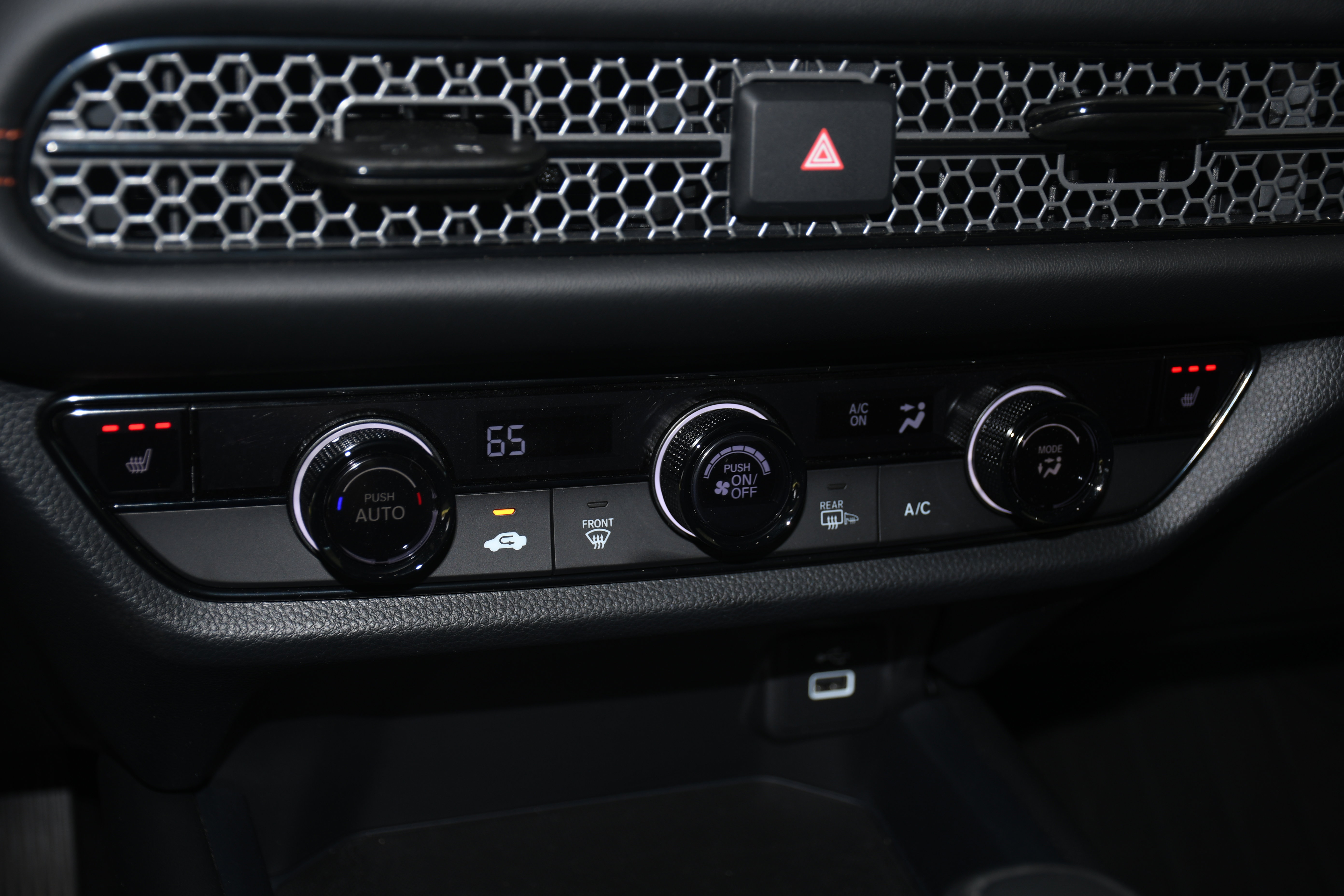 Used 2023 Honda HR-V Sport image 14