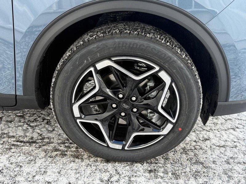 New 2026 Ford Escape Platinum w/ Premium Technology Package image 8