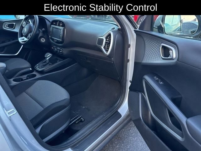 Used 2020 Kia Soul LX FWD image 13