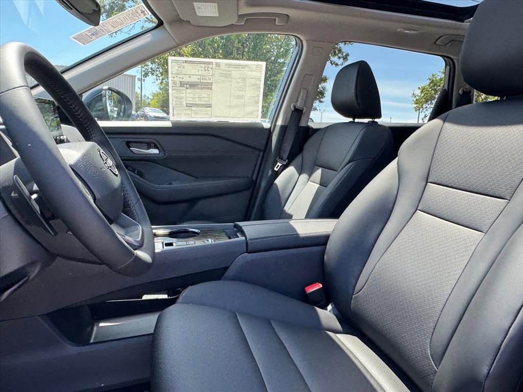 New 2026 Nissan Rogue SV FWD image 16