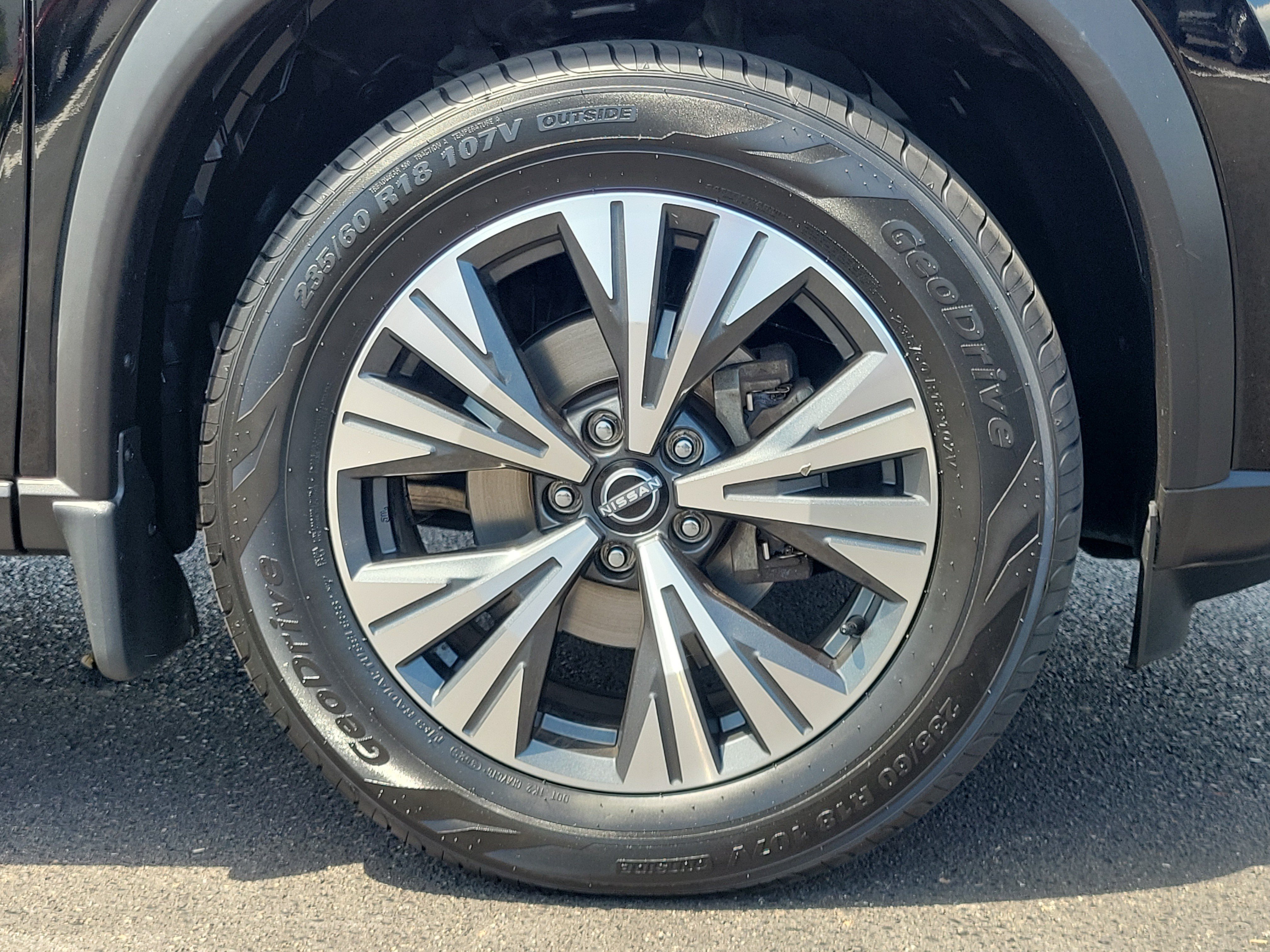 Certified 2023 Nissan Rogue SV AWD/4WD image 5