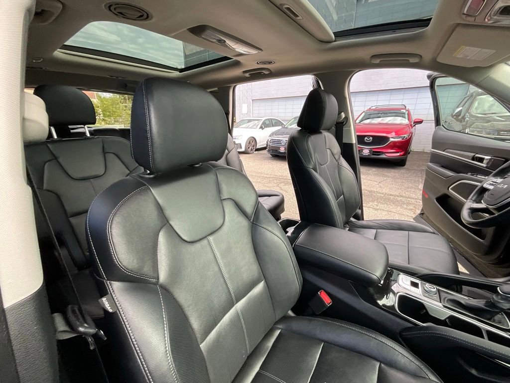 Used 2023 Kia Telluride SX image 36