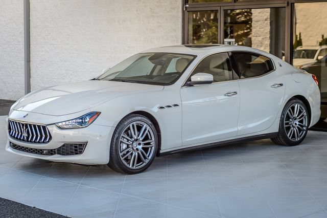 Used 2018 Maserati Ghibli RWD image 6