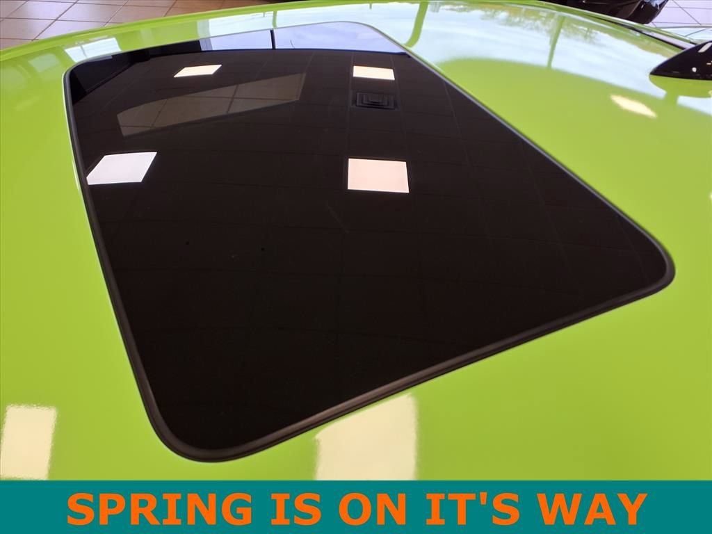 Used 2017 Chevrolet Camaro ZL1 image 10